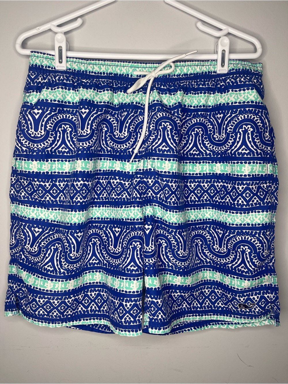 Vineyard Vines Blue and Green Pattern Swim Trunks (Medium)